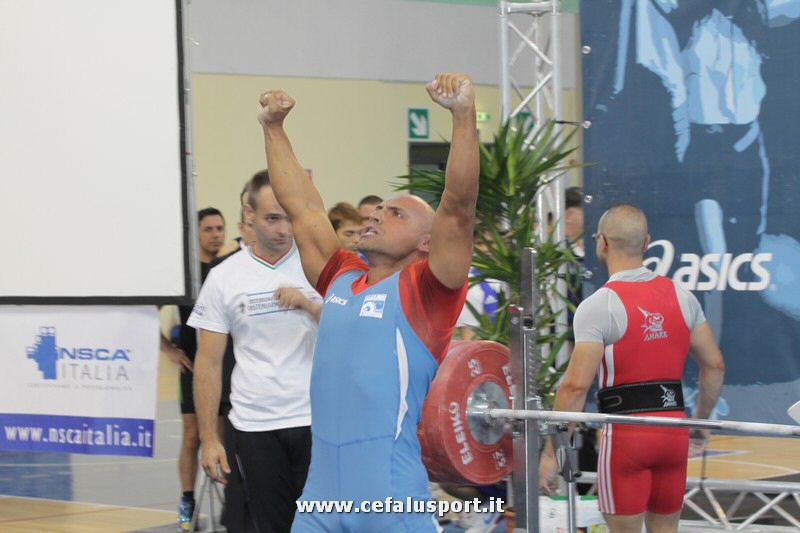 111008 pesi 457_tn.jpg